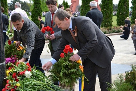Председатель Социал-демократической поздравил ветеранов Великой Отечественной войны, а также всех граждан Республики Молдова с Днем Победы.