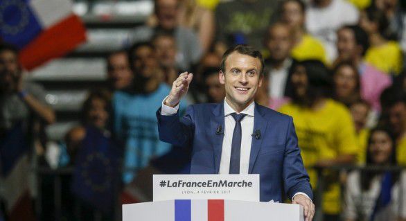 Centristul Emmanuel Macron a câștigat comfortabil alegerile prezidențiale din Franța.
