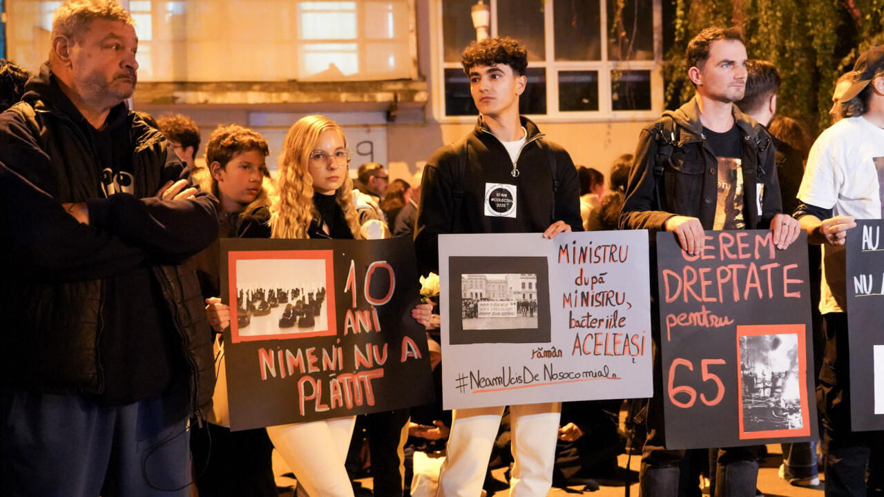 Scandal în România din cauza unei amenzi aplicate la un eveniment dedicat comemorării victimelor incendiului dintr-un club.