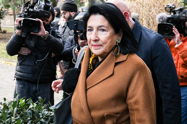 Зурабишвили об избрании нового президента Грузии: Никто никого не избирал.
