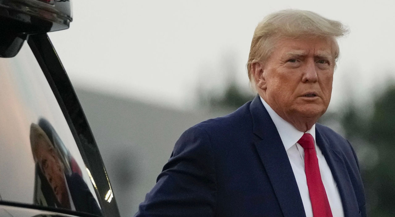 Трамп объяснил, на что рассчитывает, вводя пошлины в 50% на импорт из ЕС.