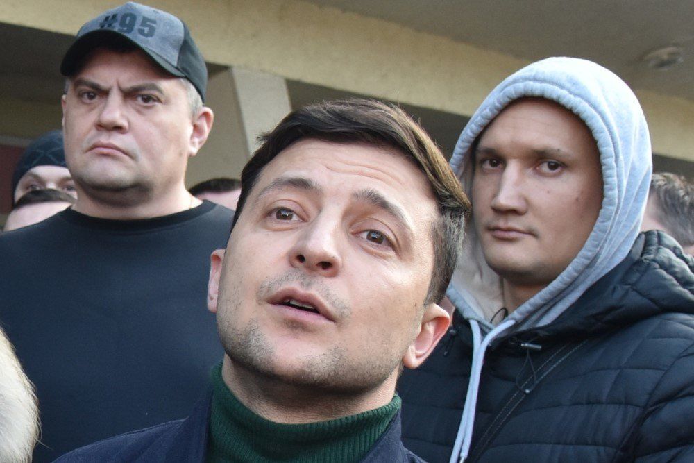 Фарион инкриминирует Зеленскому "насилие языка" и "насилие тех, которые сегодня защищают нас там, на нулевой позиции".