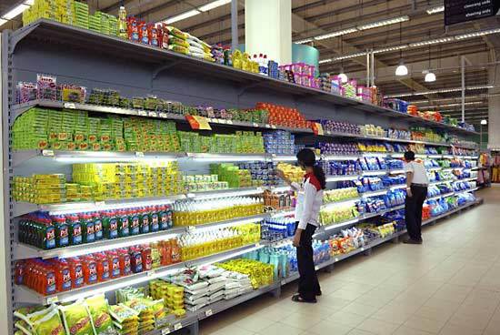Iar la sfârșitul anului 2014 se estimează o inflație de 4%, cu 0,5 p.p mai mult decât se anticipase anterior.