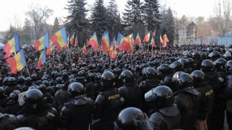 Un cameraman a fost batut bătut și jefuit de camera de filmat. Foto: publika.md