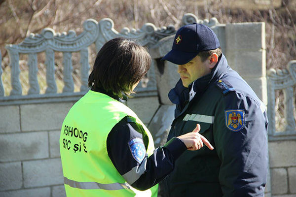Двое детей и их родители задохнулись из-за недостатка кислорода внутри помещения.