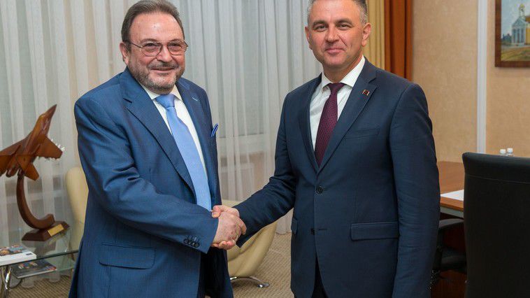 Serghei Gubarev s-a întâlnit astăzi la Tiraspol cu liderul administrație separatiste, Vadim Krasnoselski. Foto: novostipmr.com