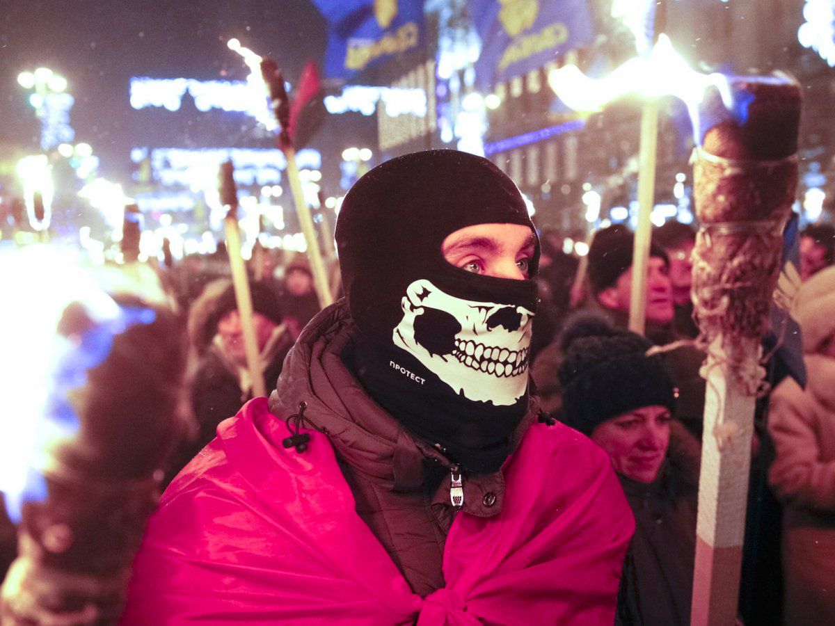 В Киеве случаются постоянные беспорядки на этнической почве.