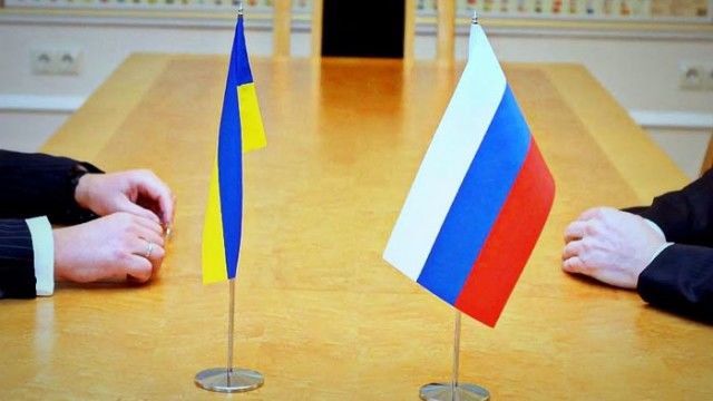 Россия согласилась отсрочить слушания о долге в $3 млрд.