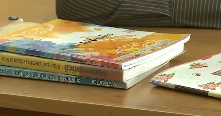 Издательство, напечатавшее 70 тысяч книг, подаст в суд на министерство.