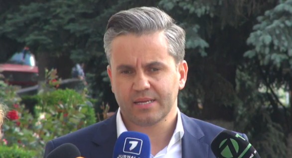 Shor abuzează de dreptul de a refuza să depună mărturii și cere organelor competente să investigheze acest caz.