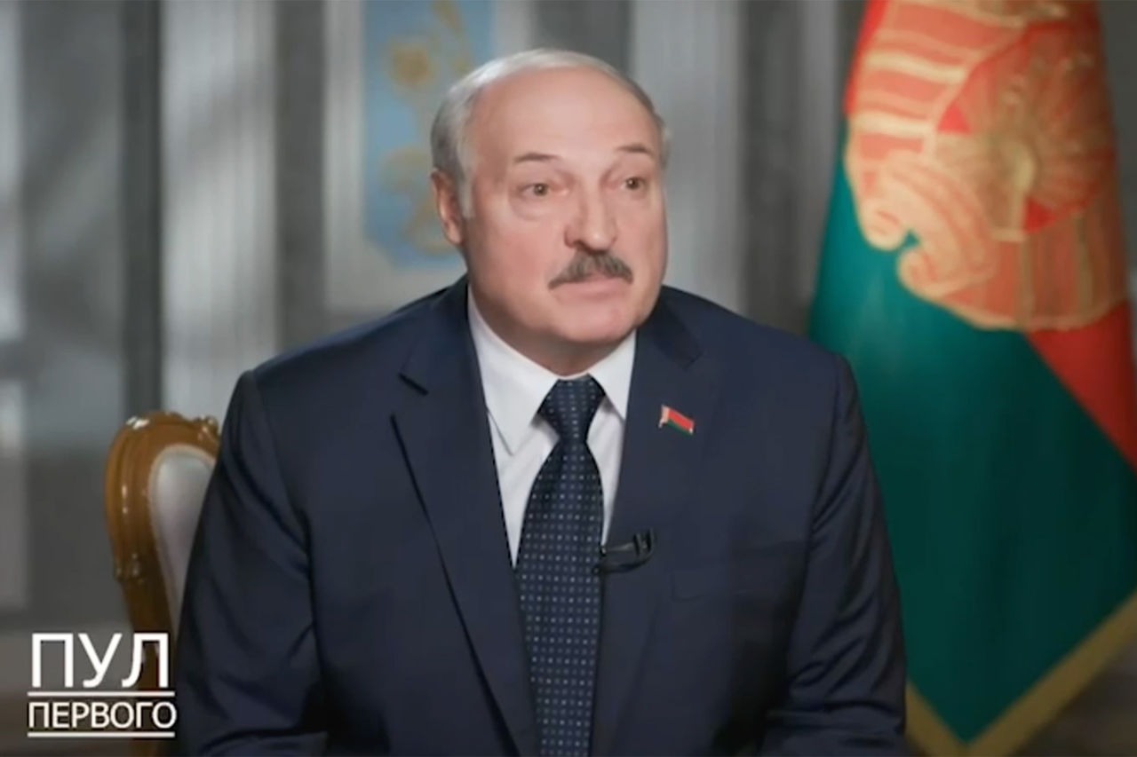 Лукашенко попросил не присылать ему «самый вкусный хлеб».
