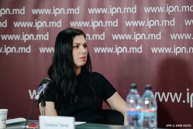 Цэрнэ: Правовые институты выбирают удобную позицию - не тревожить политическую сферу.