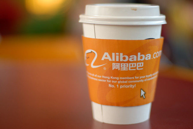 Работники Alibaba выступили с протестами против 12-часового рабочего дня.