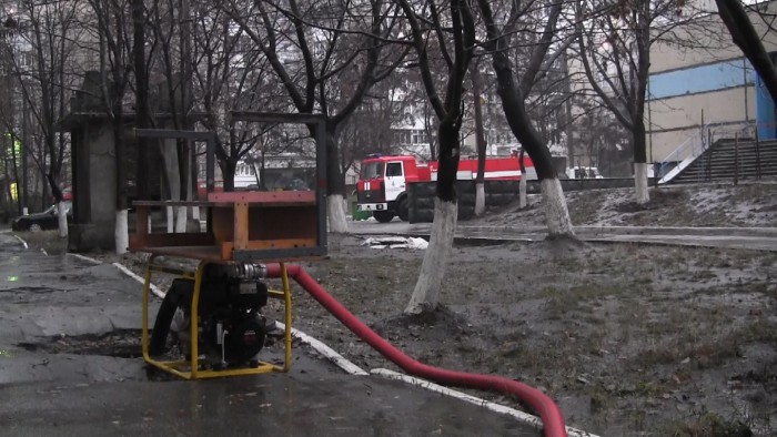 În urma ploilor mai rămân deconectate parţial de la energia electrică 5 localităţi din 4 raioane.