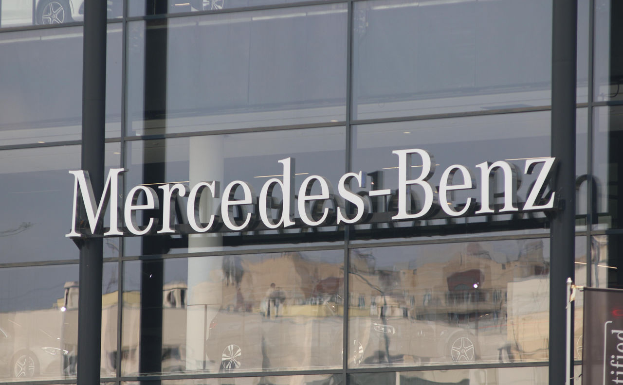 Mercedes-Benz a redus profitul cu 16,8% din cauza scăderii cererii pe piața din China.