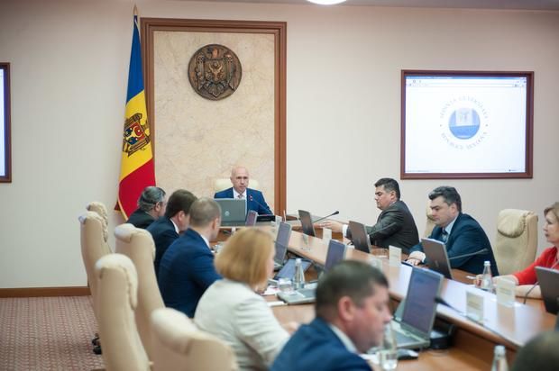 Guvernul, în proces de reformare. Curând vom afla secretarii de stat