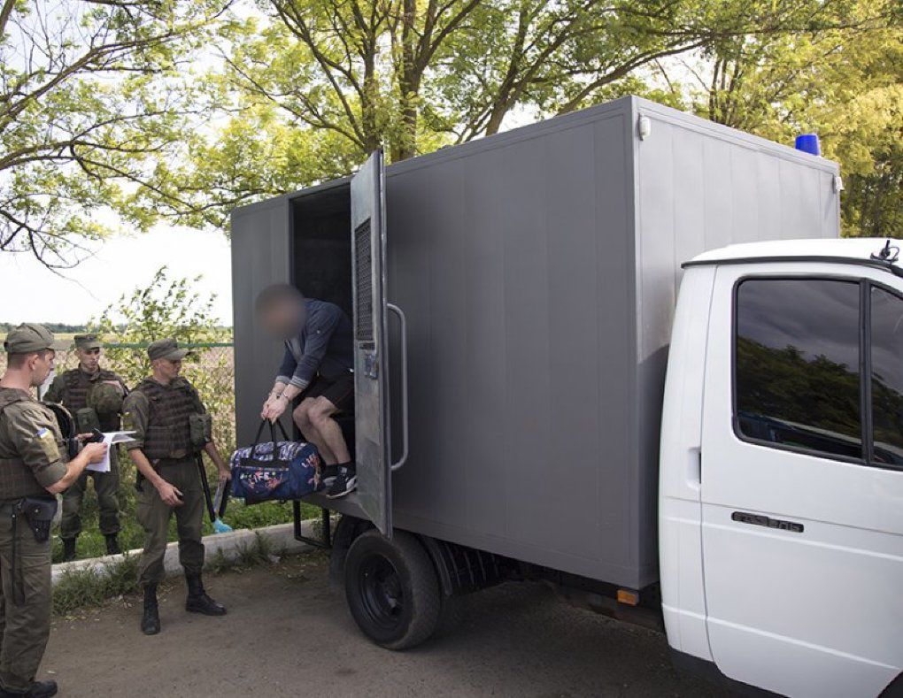 Poliția de Frontieră din Moldova a făcut schimb de infractori cu Ucraina.