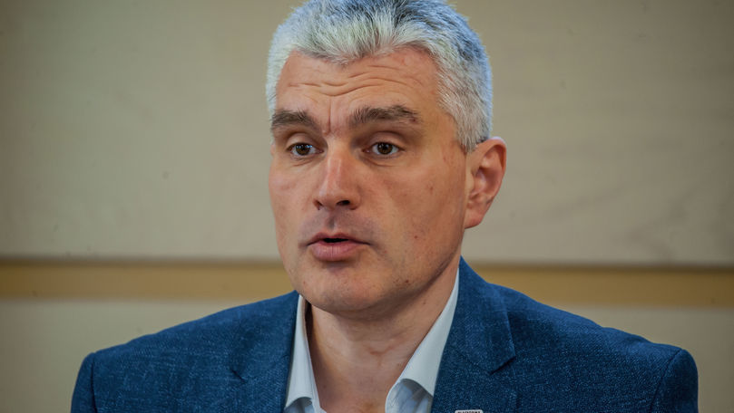 Бывший депутат Александр Слусарь.