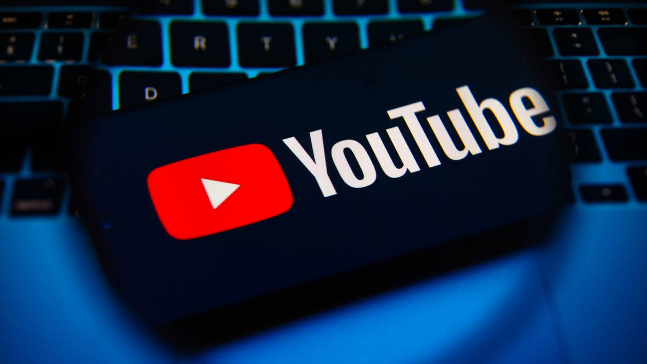 YouTube a lansat funcția de dublare automată în rusă.
