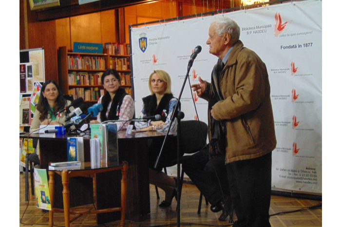 A fost lansat programul Chișinăul citește. 