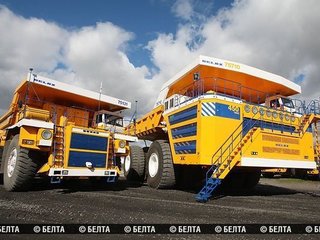 Источником энергии рекордсмена являются два дизельных двигателя общей мощностью под 8500 л.с.  Фото: vesti.ru