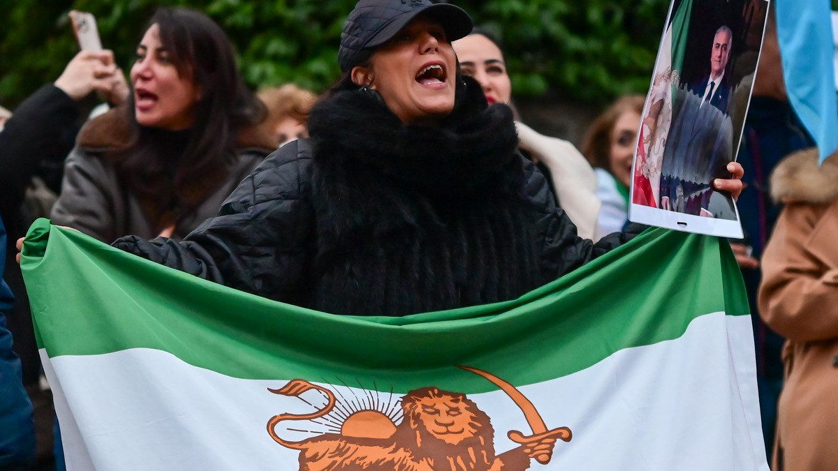 В Иране продолжаются массовые протесты.
