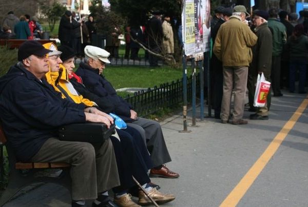 Mai multe scutece pentru adulti decât pentru bebeluși. Unde se întâmplă. Foto: protv.md