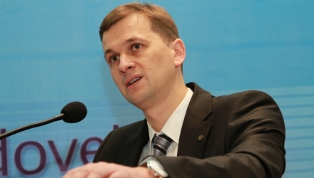Decizia guvernului în privinţa Băncii de Economii (BEM) a fost soluţia optimă, susţine guvernatorul Băncii Naţionale Dorin Drăguţanu.