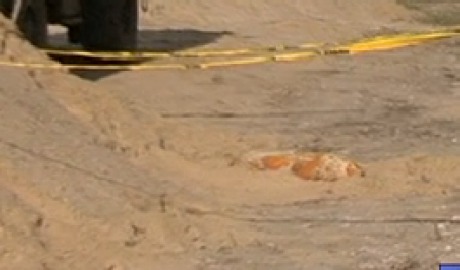 O bombă de aviaţie cu masa de 50 de kg a fost descoperită în oraşul Anenii Noi, pe teritoriul unei baza de construcţie. Foto: jurnal.md