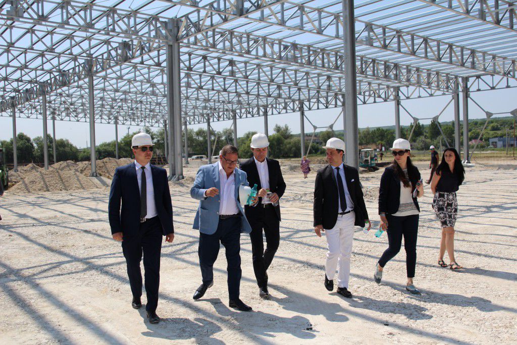 Ministru al Economiei, Octavian Calmîc, a efectuat o vizit în raionul Sîngerei.  