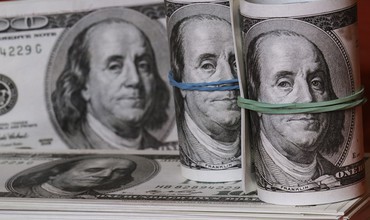 Costul dolarului american mâine, 19 noiembrie, va fi de 15.1144 lei. Acest curs a fost stabilit de Banca Națională a Moldovei.
