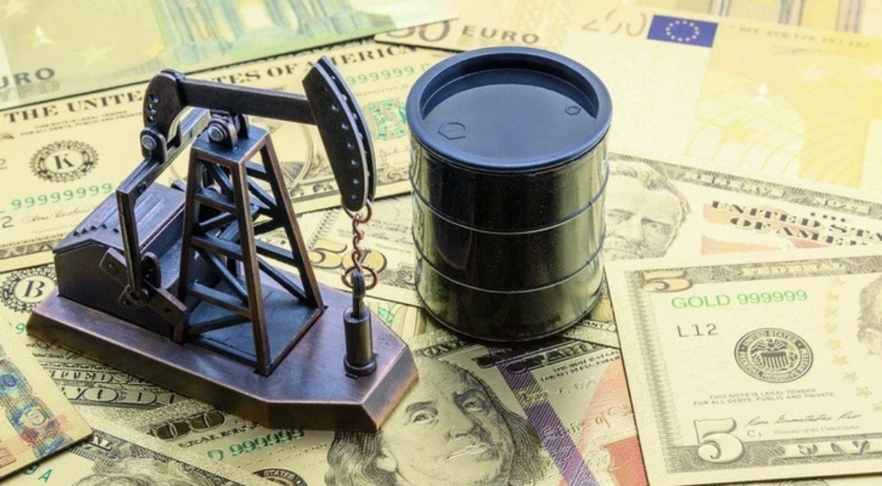 Цены на нефть снижаются после пяти сессий роста.