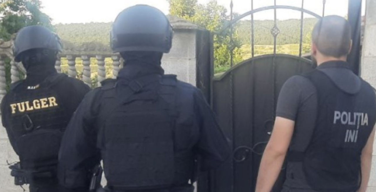 В двух пенитенциарных учреждениях Молдовы прошли обыски.