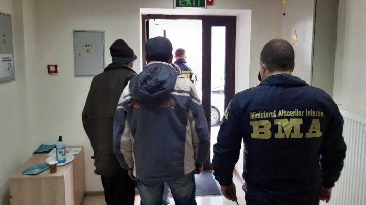 Правоохранители арестовали группу иностранцев, незаконно находящихся в Молдове.