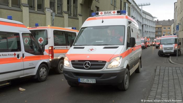 В баварском городе Аугсбург в воскресенье, 25 декабря, до 10.00 по местному времени эвакуируют около 54 тысяч человек.