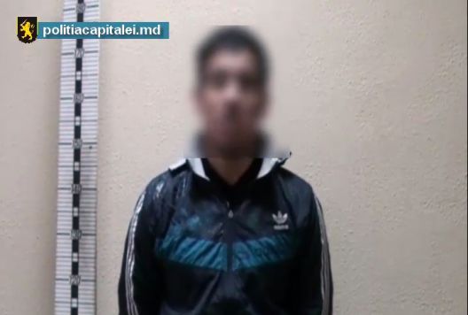 Un bărbat în vârstă de 29 de ani a fost reţinut, fiind bănuit de racolarea unei minore de 17 ani. Foto: poliția capitalei
