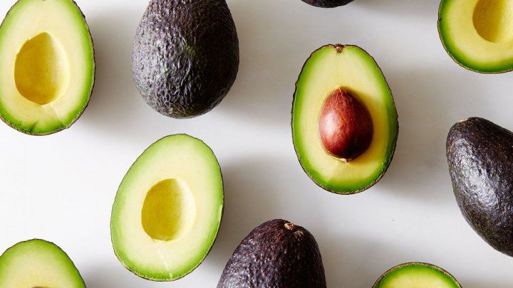 Un avocado pe zi scade nivelul colesterolului și ajută la slăbit