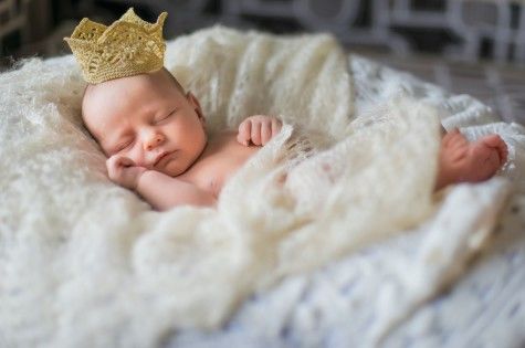 В 2017 году все больше людей будут называть своих детей в честь таких мифологических героев, как Тор, Персефона, Атлант, Пандора и Зевс.