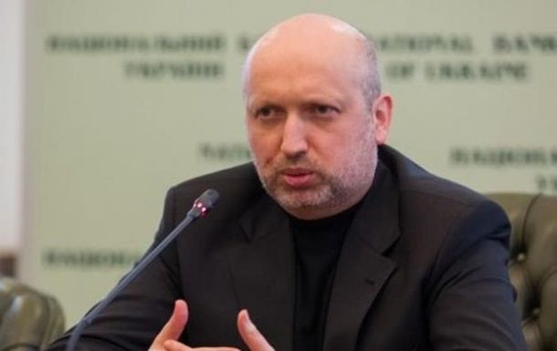 Вопрос визового режима с РФ не просто назрел, а перезрел, уверен Турчинов.