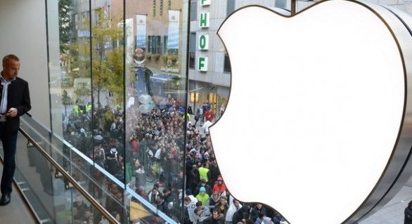 De la conducerea excelentă, până la salariile foarte bune, Apple este o companie cunoscută pentru mediul de lucru plăcut. 