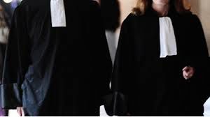 În Moldova, o licenţă de avocat costă chiar şi 10 mii de euro, spun mai mulţi absolvenţi ai facultăţii de Drept. Foto: aparatorul.md