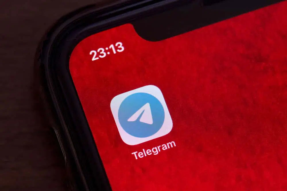 Telegram заблокировал канал «Хамас» на Android.