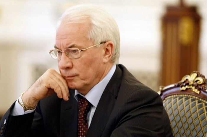 «То, что стало поводом для уличных протестов, сегодня исчерпано», — заявил Азаров.