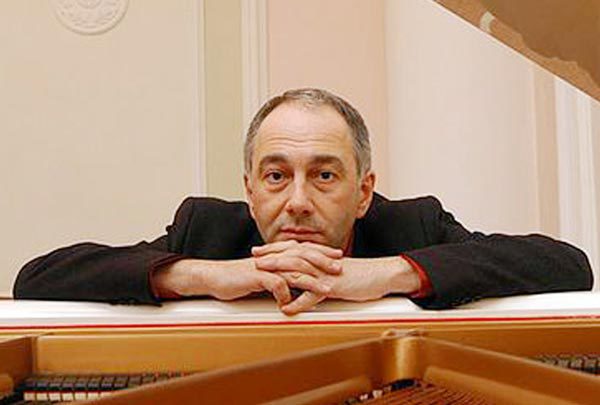 Стырча: «Остается надеяться, что в финал выйдет сильнейший, тот, кто достойно представит Молдову в Дании». Фото: flux.md