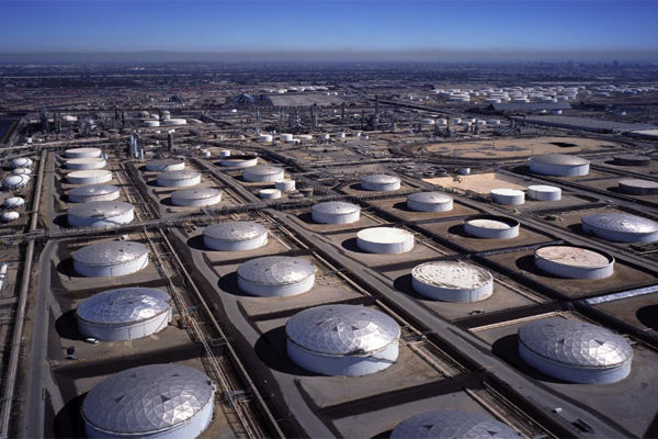 Стратегический запас нефти в хранилищах США снизился до 30-летнего минимума.