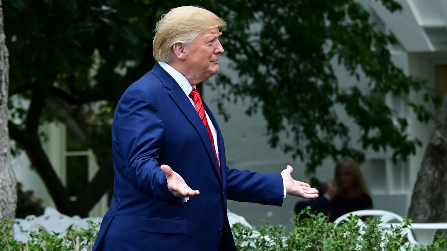 Трампа уличили в нарушении клятвы президента.