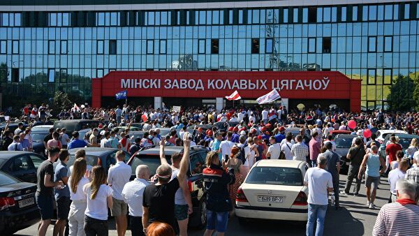 Премьер Белоруссии заявил о незначительности забастовок на предприятиях.