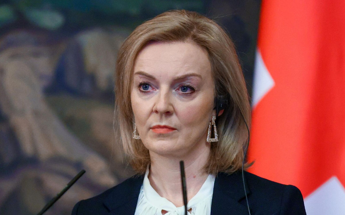 Премьер-министр Великобритании Лиз Трасс объявила об уходе в отставку.