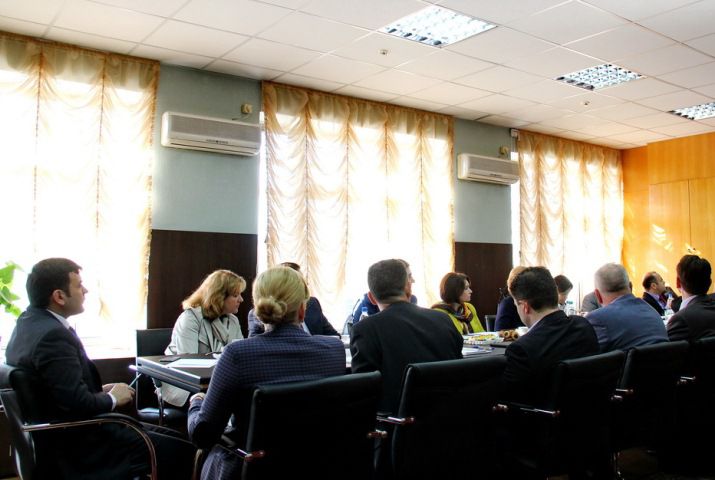 Глава кабмина также заслушал отчет ряда служб о сложившейся ситуации. Фото: Newsmoldova.md