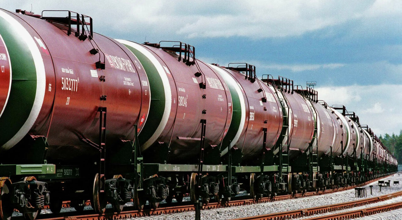 Rija: Moldova riscă să devină complet dependentă de importurile de combustibil din România.